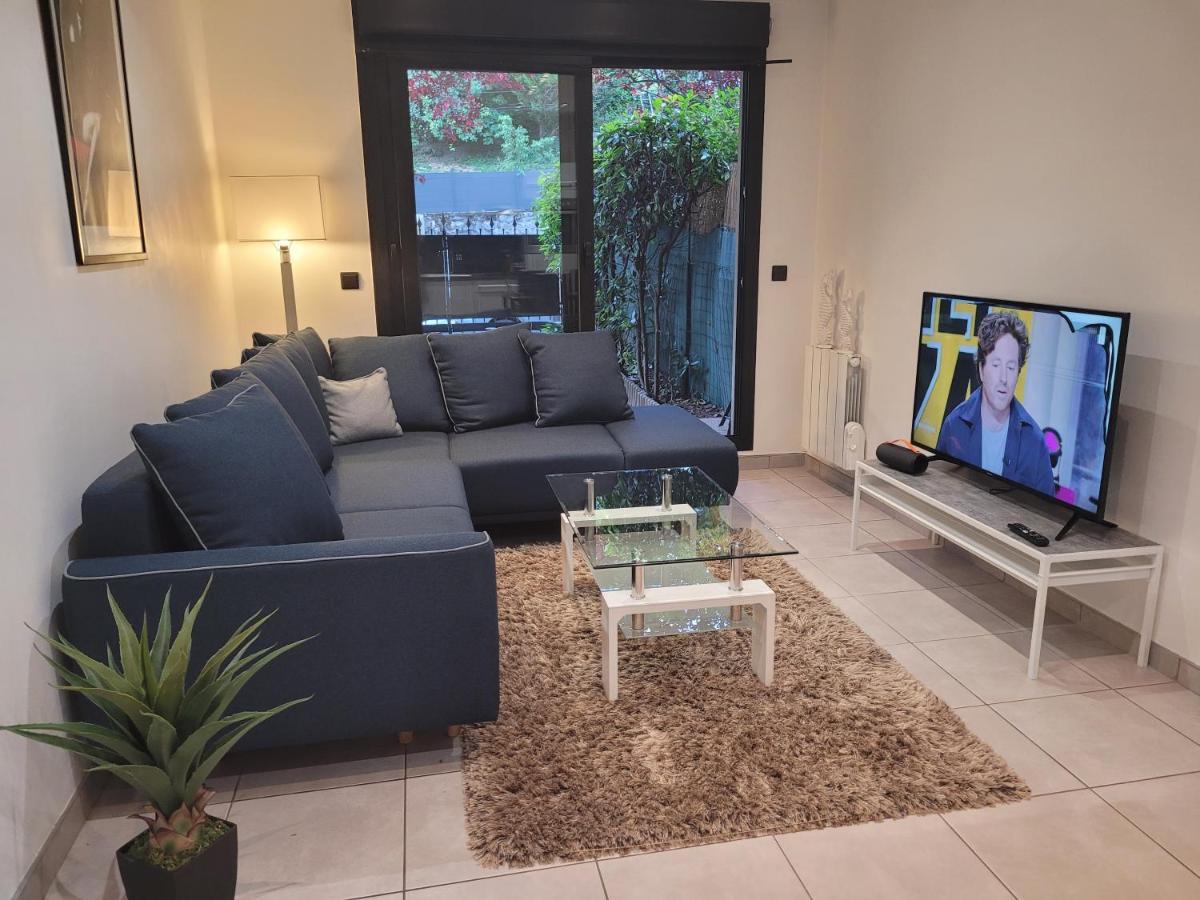Appartement Standing 2 Pieces Avec Jardin Entre Paris & Dysney Bry-sur-Marne Bagian luar foto